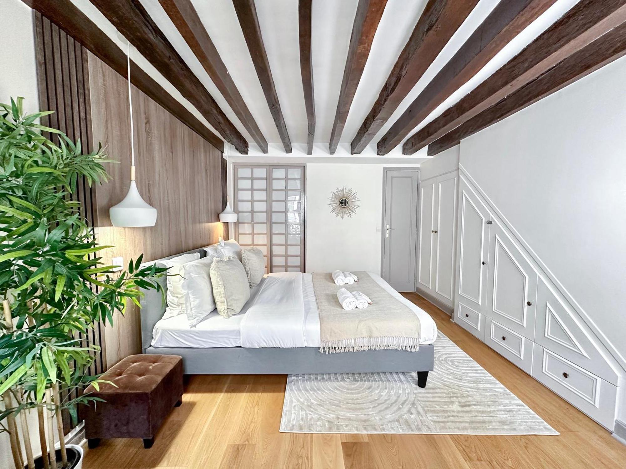 شقة Unique & Beautiful Duplex In Saint-Germain باريس المظهر الخارجي الصورة